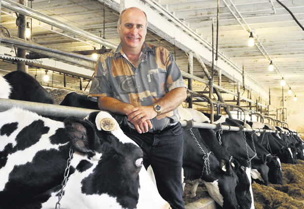 Président des Producteurs de lait du Québec et porte-parole de la Coalition GO5, Bruno Letendre se dit globalement satisfait des réponses obtenues aux demandes de la Coalition. Crédit photo : Gracieuseté Les Producteurs de lait du Québec