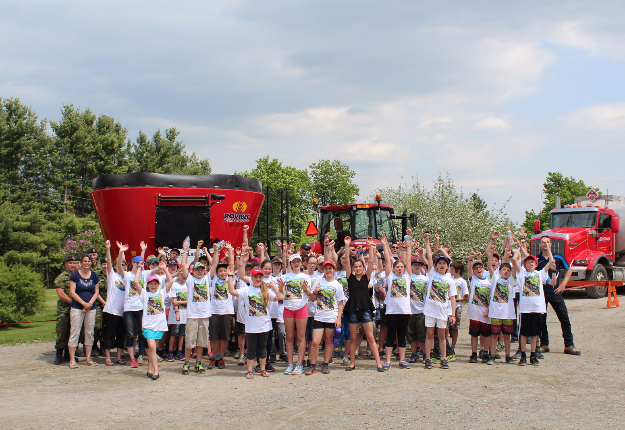 Près de 80 jeunes des municipalités de Compton, de Sainte-Edwidge-de-Clifton, de Saint-Malo et de Martinville ont participé à la 10e édition de Sécurijour Compton. Crédit Photo : Marianne Bissonnette/TCN