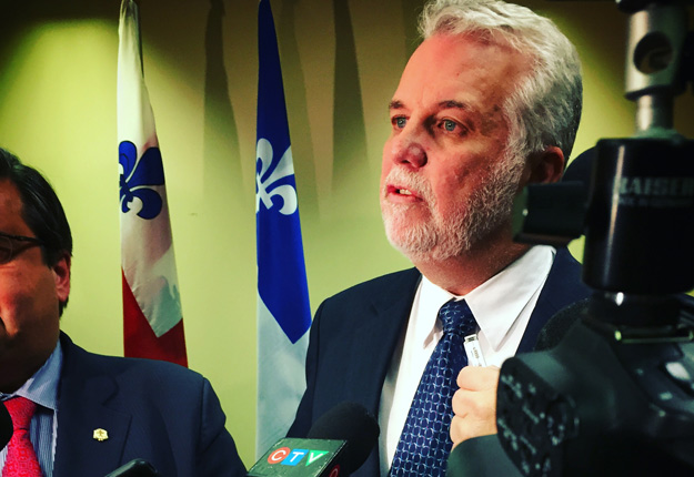 En point de presse vendredi dernier avec le maire de Montréal, le premier ministre du Québec, Philippe Couillard. Crédit photo: Vincent Cauchy/TCN