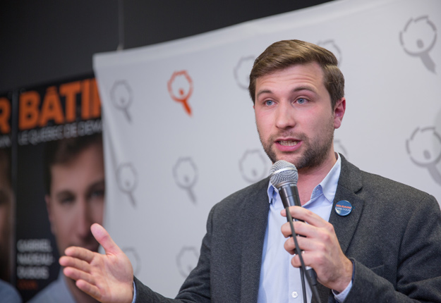 Gabriel Nadeau-Dubois a finalement réitéré la position de QS qui vise une pluralité syndicale en agriculture. Crédit photo: Québec Solidaire