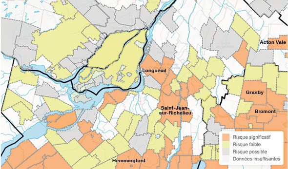 Comme indiqué sur cette carte publiée par l’Institut national de santé publique du Québec, l’Estrie est la région où le niveau de risque est le plus élevé.