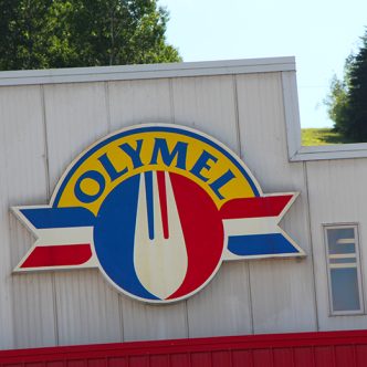 Avec la fermeture de son usine de la rue Saint-Jacques à Saint-Hyacinthe, où sont menées les activités liées au fondoir, Olymel a également annoncé la fin de la production de saindoux. Crédit photo : Archives/TCN