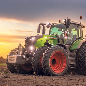 Élu tracteur de l’année 2023 au SIMA de Paris, le Fendt 728 Vario est doté d’un moteur AGCO-Power six cylindres et offre une puissance de 283 ch maximum. Photo : Gracieuseté d’AGCO