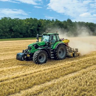 La nouvelle série 6C, qui couvre les modèles de 115 à 135 chevaux, arrive sur le marché avec un choix bonifié de transmissions. Photo : Gracieuseté de MRG Canada