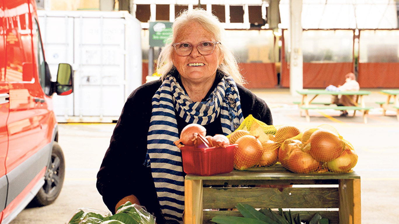 Lorraine Nadon, de la ferme Les Jardins de Stéphanie. Photo : Gracieuseté des Marchés publics de Montréal