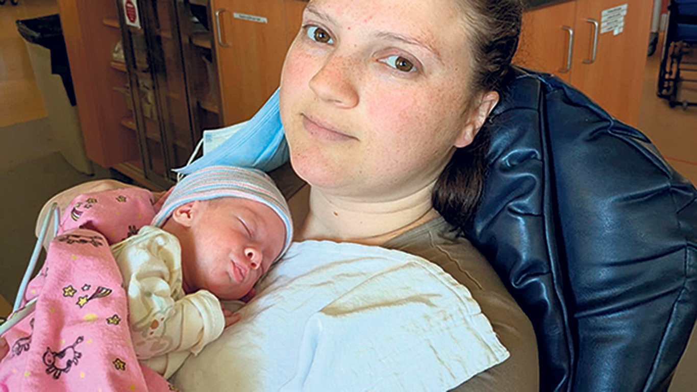 La fille de Maude Lagacé, Alison, est née prématurément à 33 semaines de grossesse en raison d’une aggravation de l’hypertension artérielle, soit la prééclampsie. Photo : Gracieuseté de Maude Lagacé