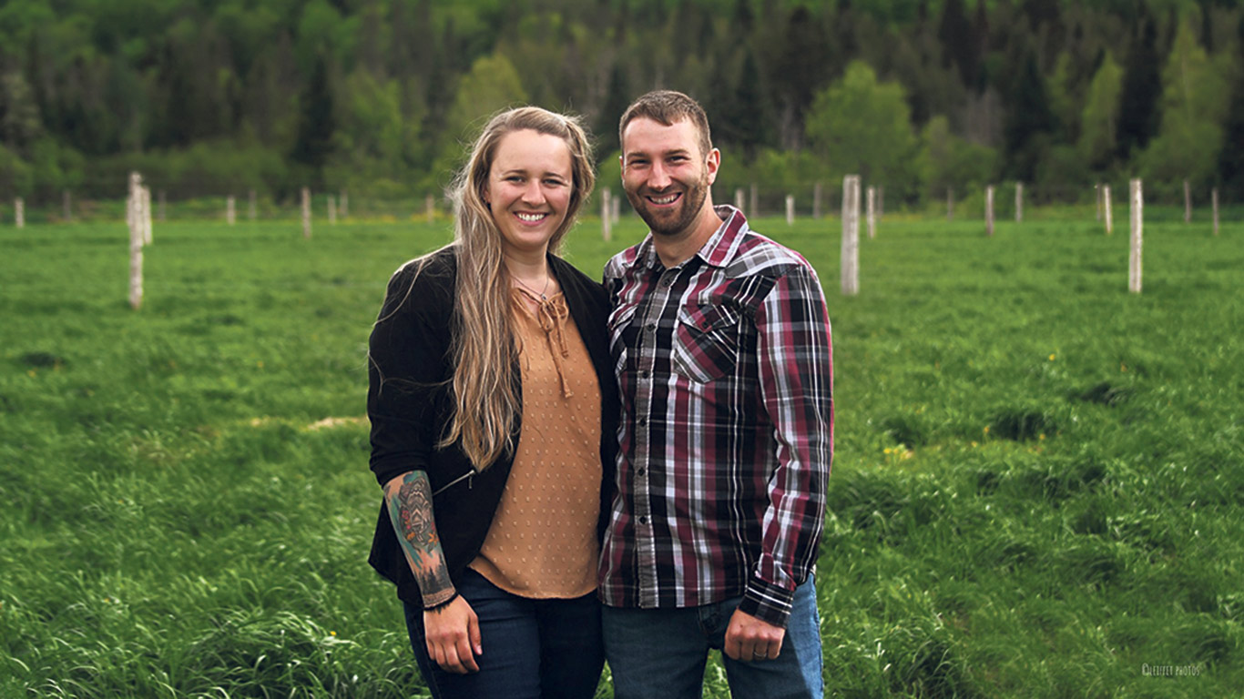 C’est à la fin mai qu’a eu lieu l’ouverture officielle de Rustik Bison, à Saint-Herménégilde. Anouk Caron et Patrick Strickler étaient rayonnants pour cette journée très spéciale.