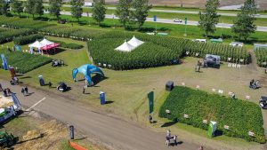 Depuis 25 ans, l’Expo-Champs est d’abord et avant tout l’occasion d’assister à des démonstrations de machinerie en action et de découvrir des parcelles de semences florissantes. Photo : Gracieuseté d’Expo-Champs