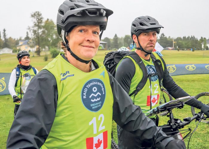 Geneviève Migneault et Rudy Mercier, alias les Farmers Fighters, peu avant le départ du 3e Raid Témiscamingue. Photos : Endurance Aventure/Marco Bergeron