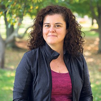 Valérie Gravel est professeure à l’Université McGill. Photo : Gracieuseté d’École-O-Champ