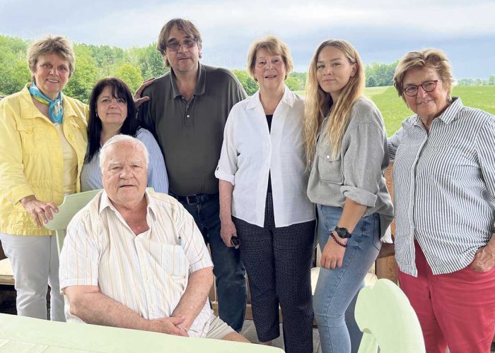 La famille Beaulieu s’est réunie pour se rappeler des souvenirs de corvées dans les champs et de livraisons au Marché Bonsecours. Photos : Geneviève Quessy