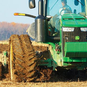 Le début novembre devrait être plus chaud que la normale, mais pourrait être accompagné de systèmes actifs pouvant apporter des périodes de pluie. Photo : Martin Ménard/Archives TCN