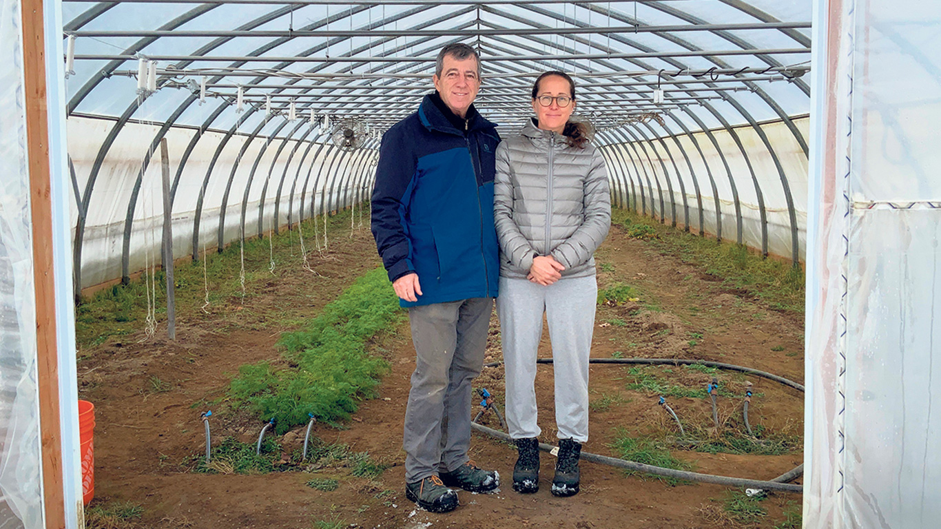 Laval accueille sur son territoire les nouveaux producteurs Normand Richard et ­ Nadia-Christine Pouliot, qui démarrent leur ferme maraîchère comme projet de retraite. Photo : Gracieuseté de Normand Richard